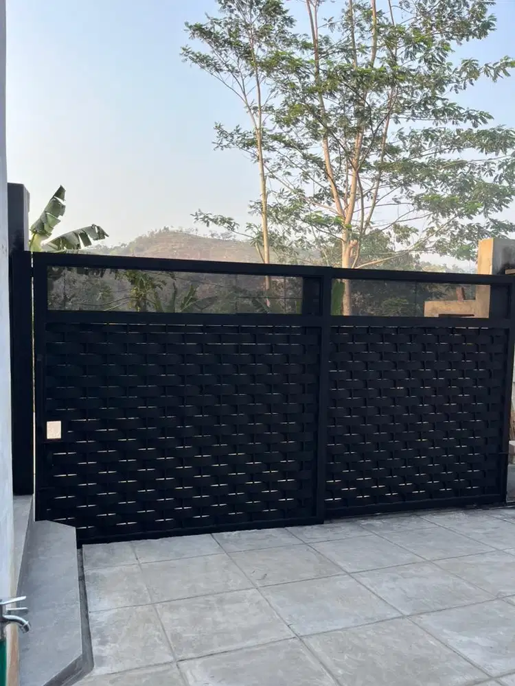 Pagar plat anti karat