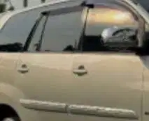 Toyota Kijang Innova 2011 Bensin