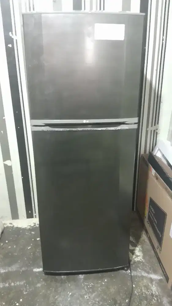Kulkas LG 2 pintu