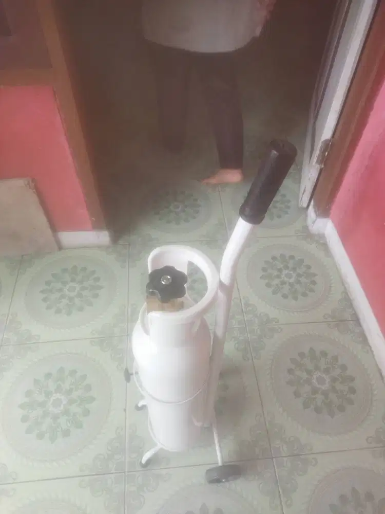 Tabung oxygen 1 set komplit plus roda
