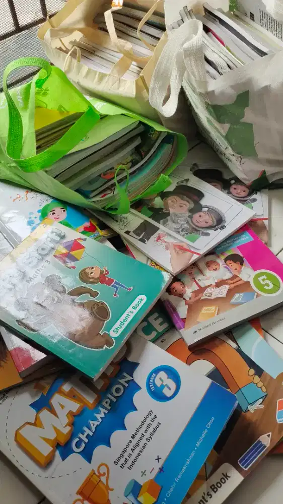 Buku pelajaran SD