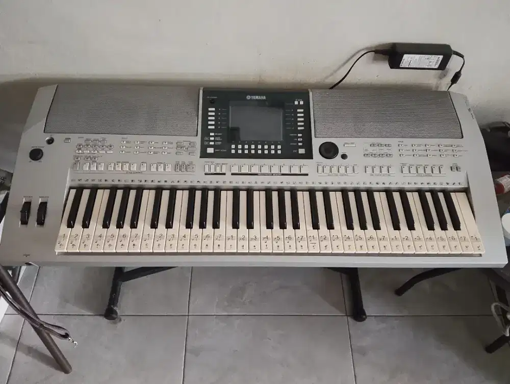 Dijual YAMAHA PSR S710