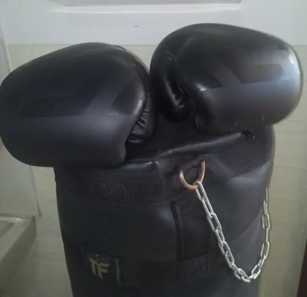 Perlengkapan Thai boxing