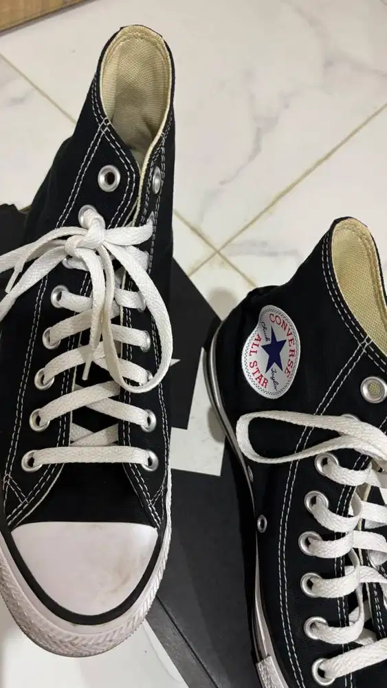 Converse Chuck Taylor All Star Canvas Hi UK 40 (Chat untuk Nego)