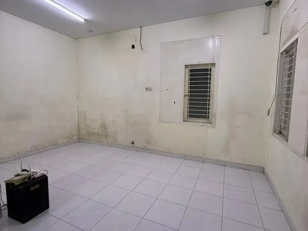 Rent Rumah Mayjend Sutoyo Semarang Hadap Utara