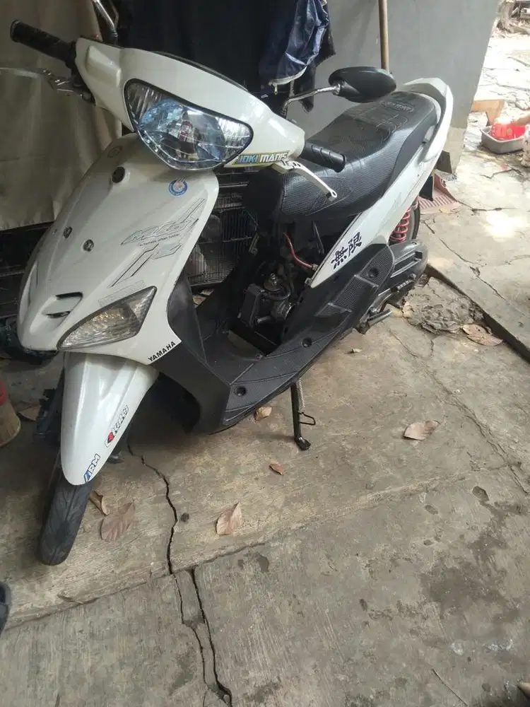 Mio Sporty Putih
