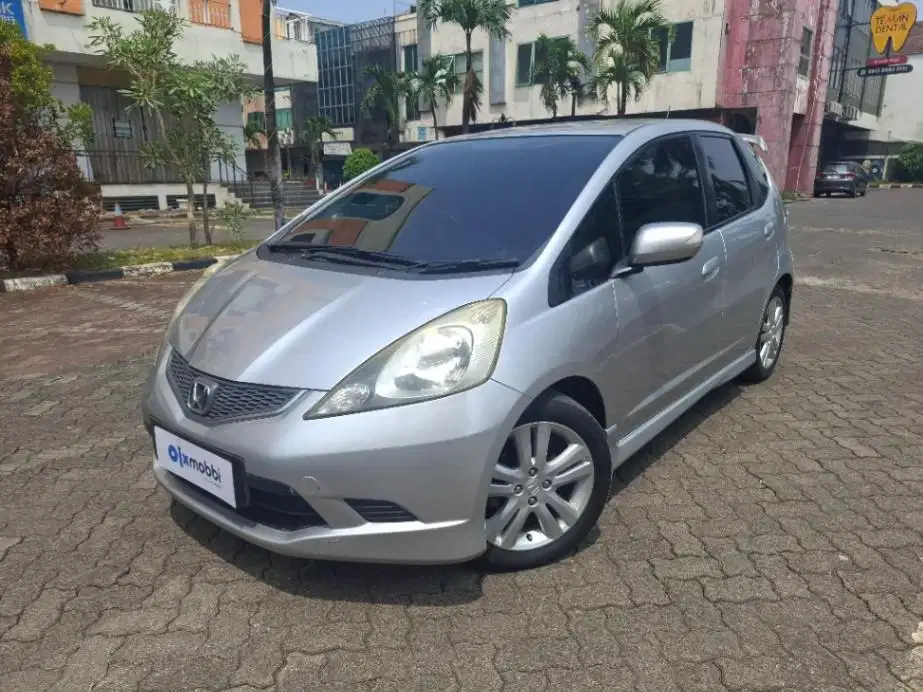 Honda Jazz 1.5 RS Bensin AT 2011 Abu