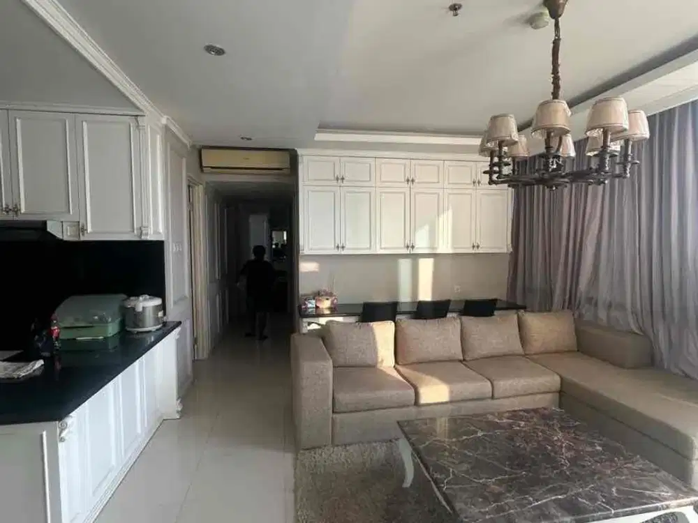 Dijual apartemen via ciputra world full furnish surabaya barat