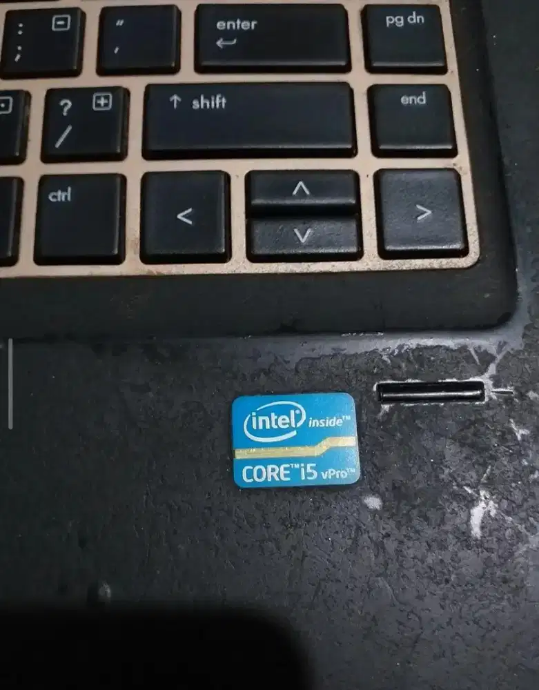 Laptop Core i5 dibaca