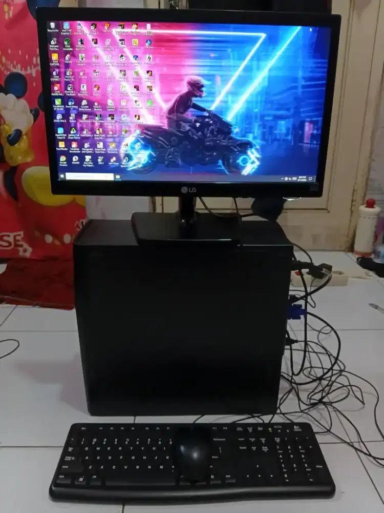 PC GAMING FULSET + LCD + RAM 8 GB + VGA 1 GB + HD 500 GB + GAMES APP