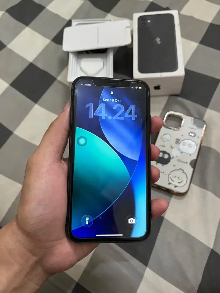 Dijual iPhone 11 64gb inter