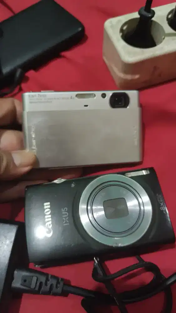 Kamera digital canon ISUS 160 lengkap Kamera sony DSC T77 lengkap oke