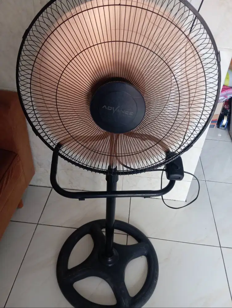 Dijual kipas angin tornado uk 18 150 nego