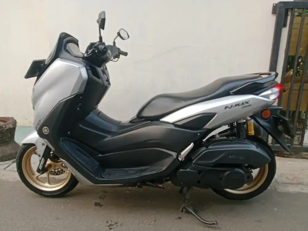 Yamaha nmax new kyles tahun 2021 cakep