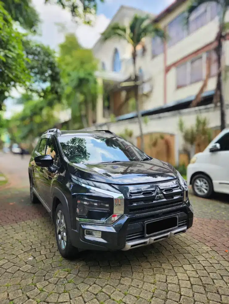 Low KM!!! Mitusbishi Xpander Cross Premium