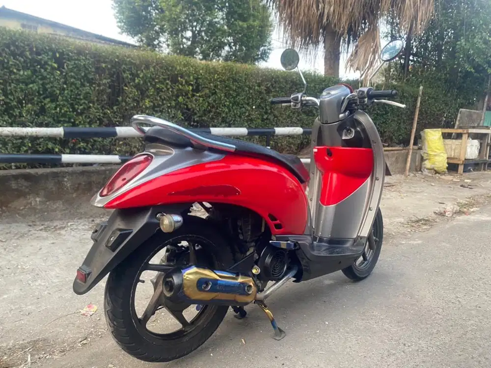 Honda scoofy 2012 cakep