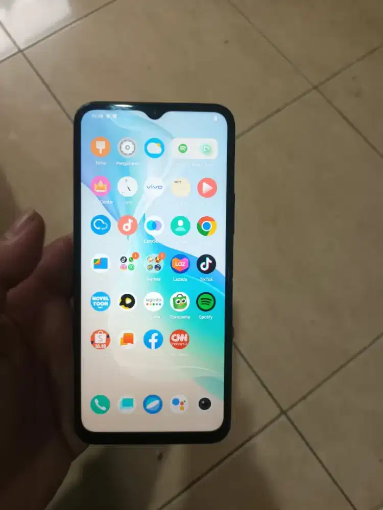 Vivo y33t 8)128 GB normal jaya lcd gantian saja