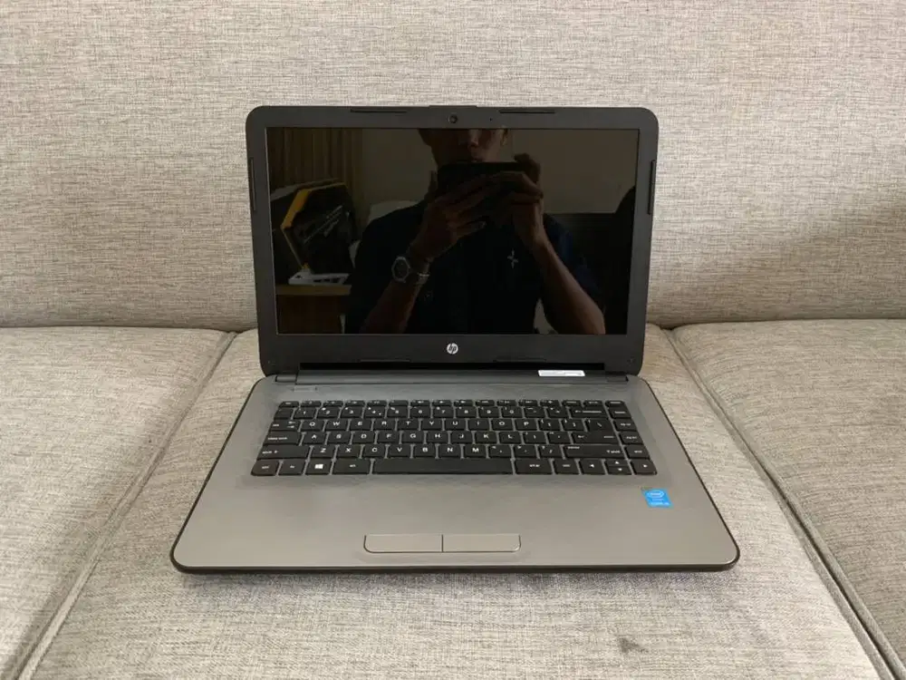 HP 14 - AC  Intel Core i3 - 5005U RAM DDR3 8GB SSD SATA 128GB