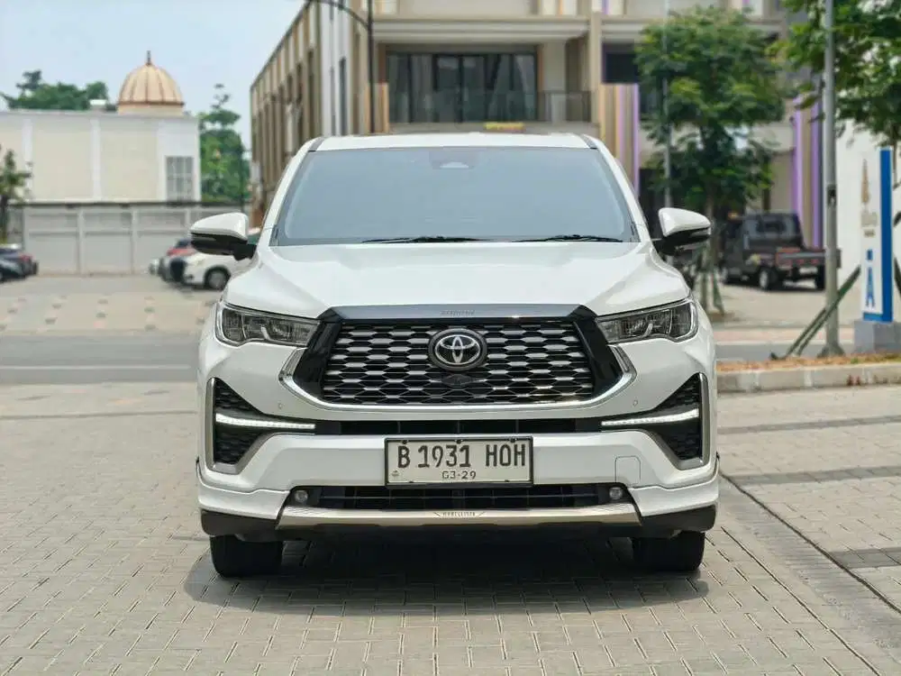 TOYOTA KIJANG INNOVA 2.0 Q TSS HYBRID AT 2023