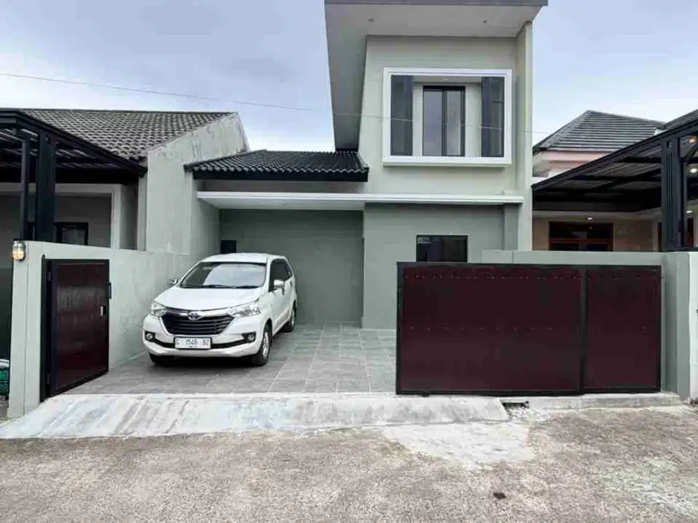 RUMAH BARU MEWAH 2 LANTAI FRESH DESAIGN DENGAN HARGA MURAH DI JALAN KALIURANG KM.10