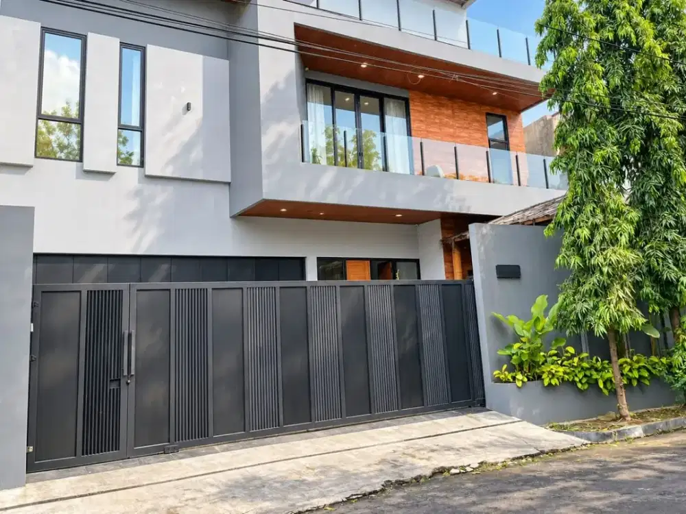 Rumah Bulog Jatiwarna Bekasi Semi Furnished dan Luas