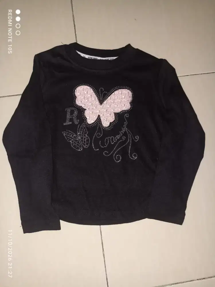 Atasan Lengan Panjang Honebaby serut motif kupu dan Hewan size 4 tahun