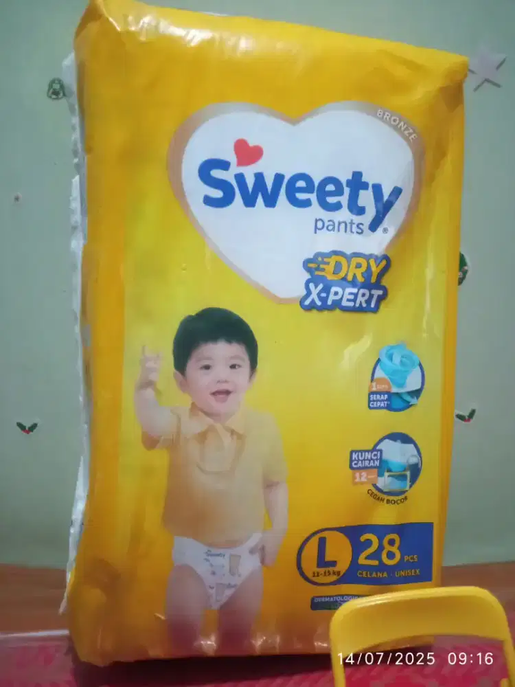 Pampers Ukuran L isi 28PCS