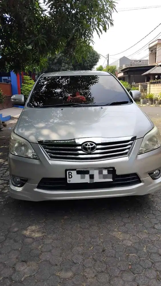 Toyota Kijang Innova 2013 Bensin