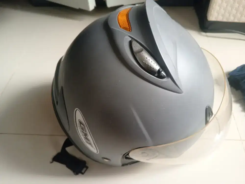 Bismillah Dijual Cepat Helm GMT Warna Grey Doff Masih Mulus Bagus