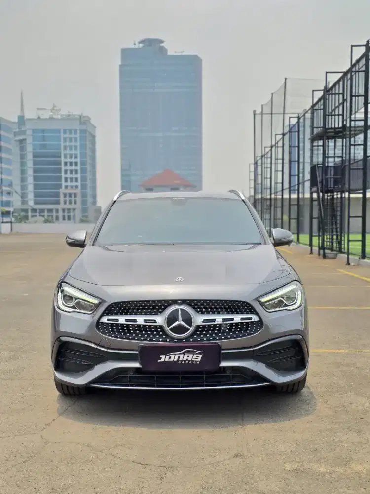 Mercedes-Benz GLA200 2021 Bensin