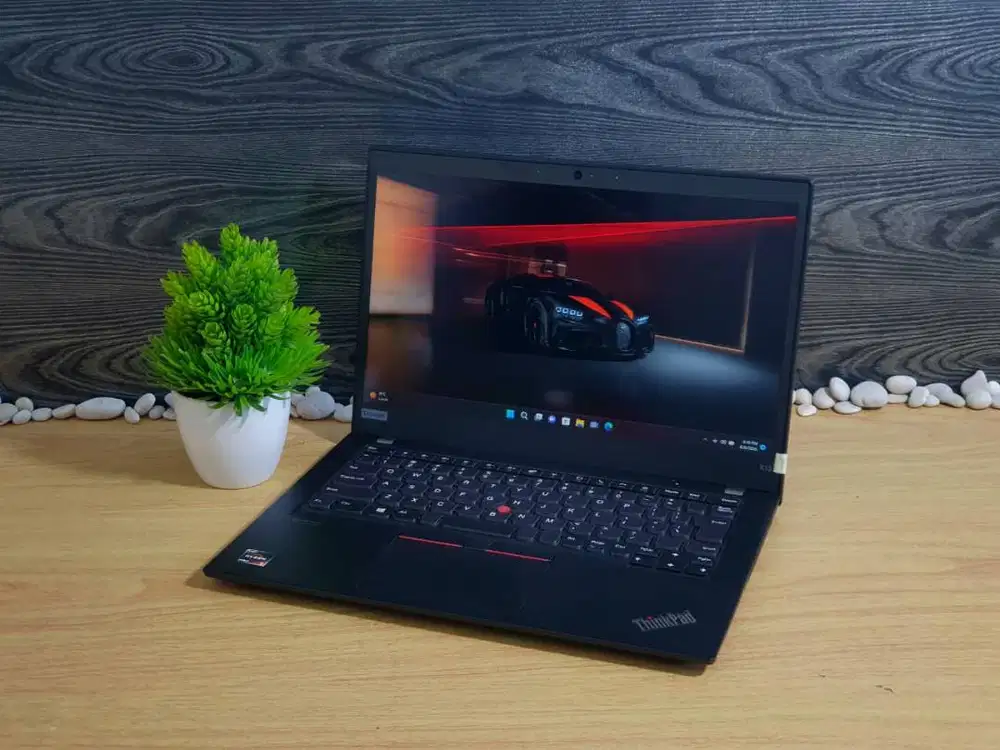 Lenovo Thinkpad X13 GEN1 AMD R5 RAM 16 GB VGA AMD 2 GB