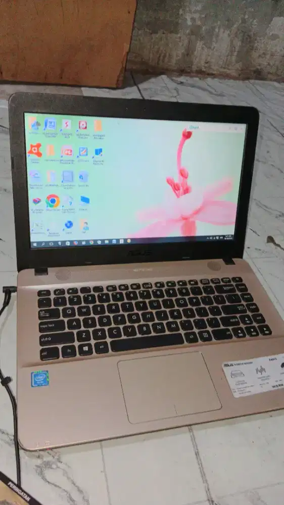 laptop asus keluaran 2016
