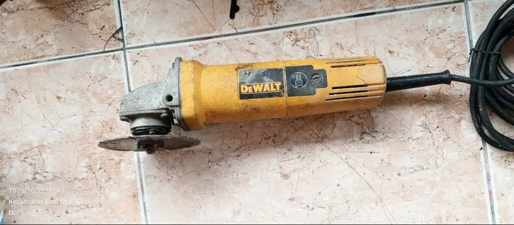 Mesin Gerinda Tangan DeWALT DW810-B1 Original (Normal Siap Pakai)