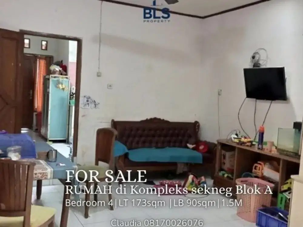 FOR SALE RUMAH di Kompleks sekneg Blok A