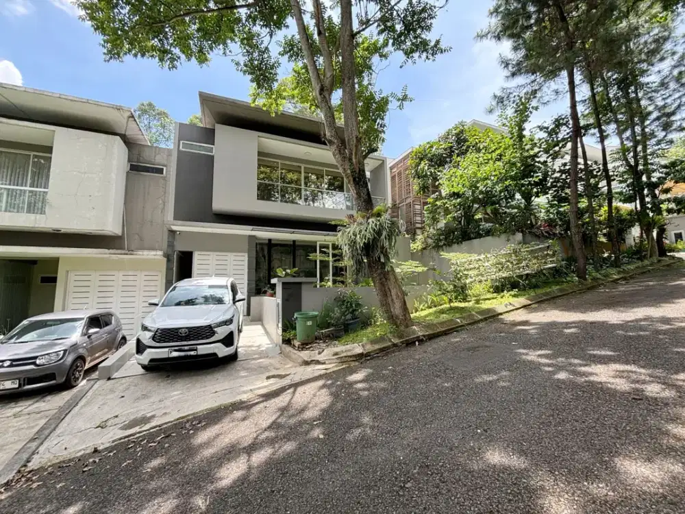 Disewakan Rumah Mewah Full Furnished Siap Masuk Di Komplek Elit Citra Green, Dago