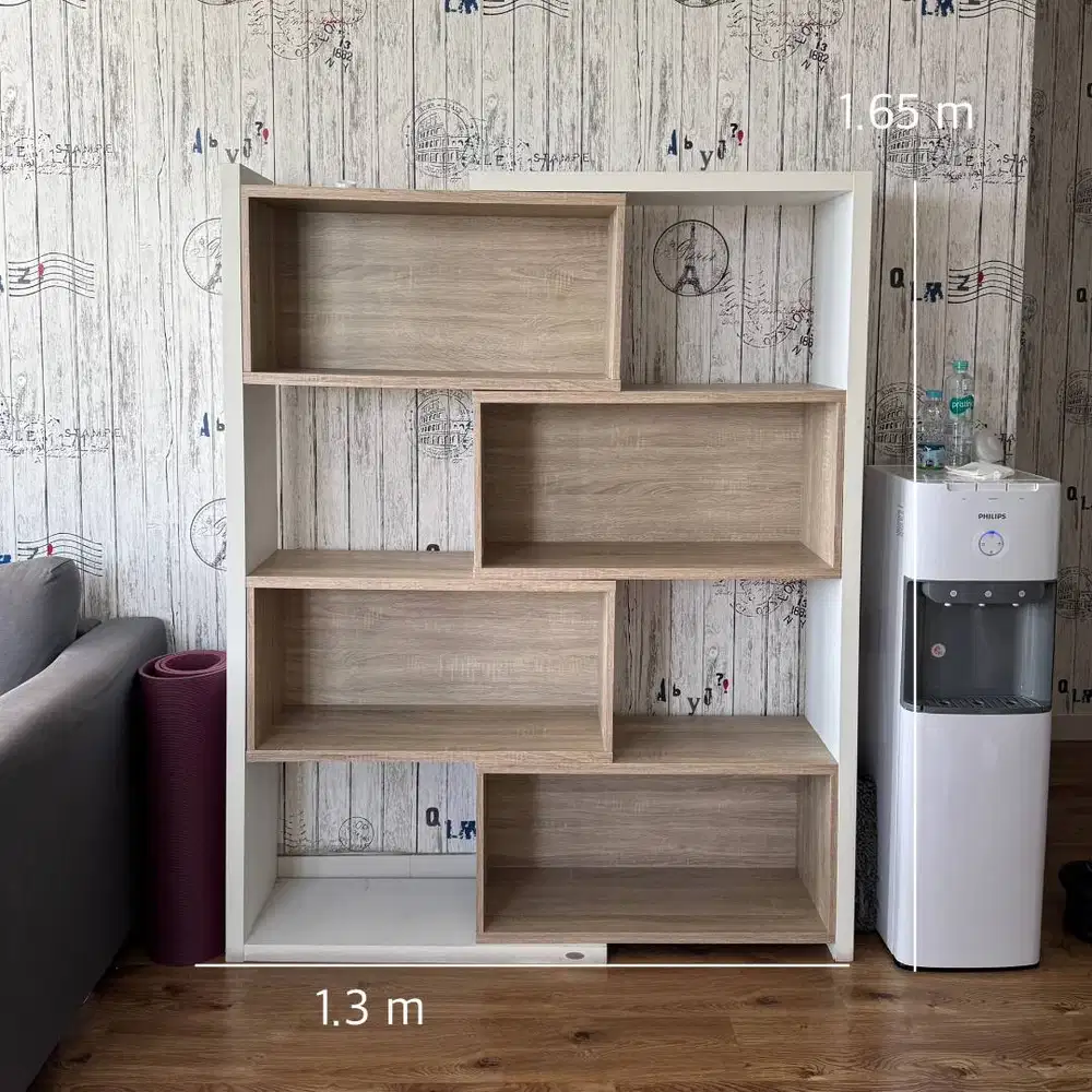 Rak Kayu Putih Natural 130x165 cm Banyak Sekat