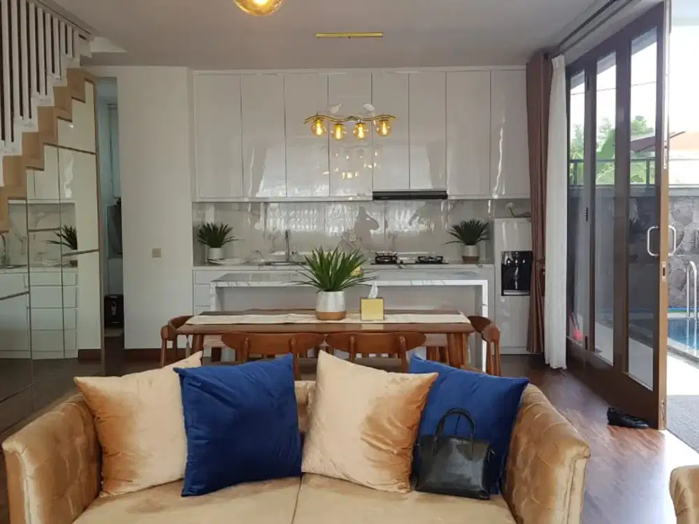Rumah Baru di Cibubur, Mewah, LUX, Full Furnish, ada Kolam Renang, 0 Km LRT City, Harga Nego