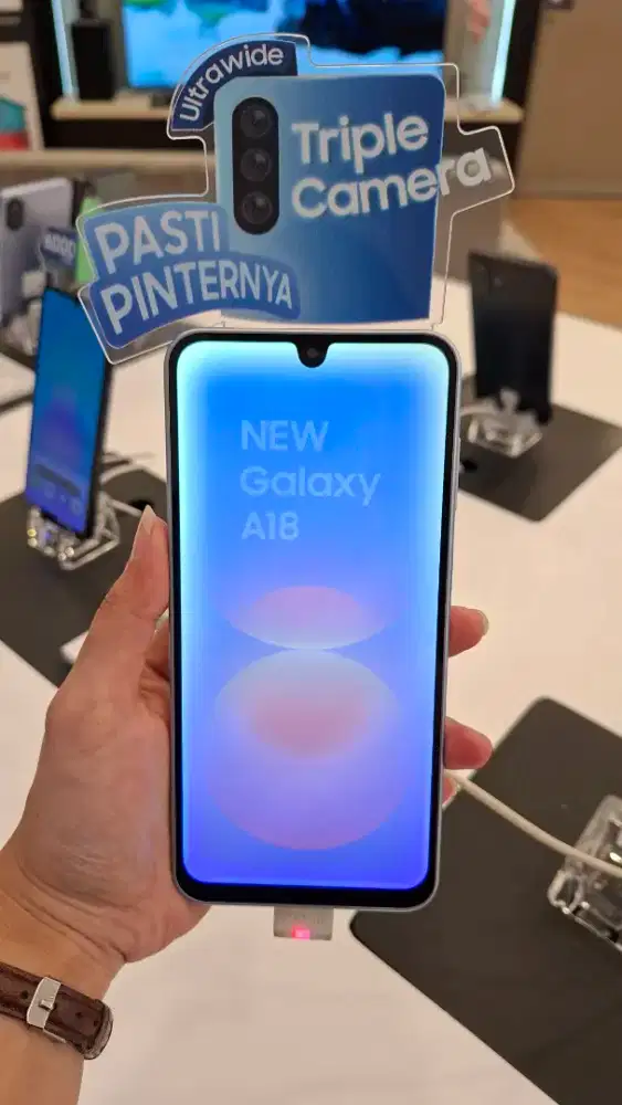 SAMSUNG GALAXY A18 8/128GB (BISA CICILAN) MULAI DARI 400 RIBU PERBULAN