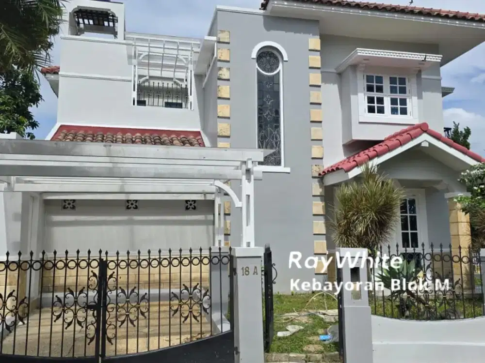 Dijual Rumah Tinggal  Di kompleks elite di tengah kota  Bogor Timur - Jawa Barat