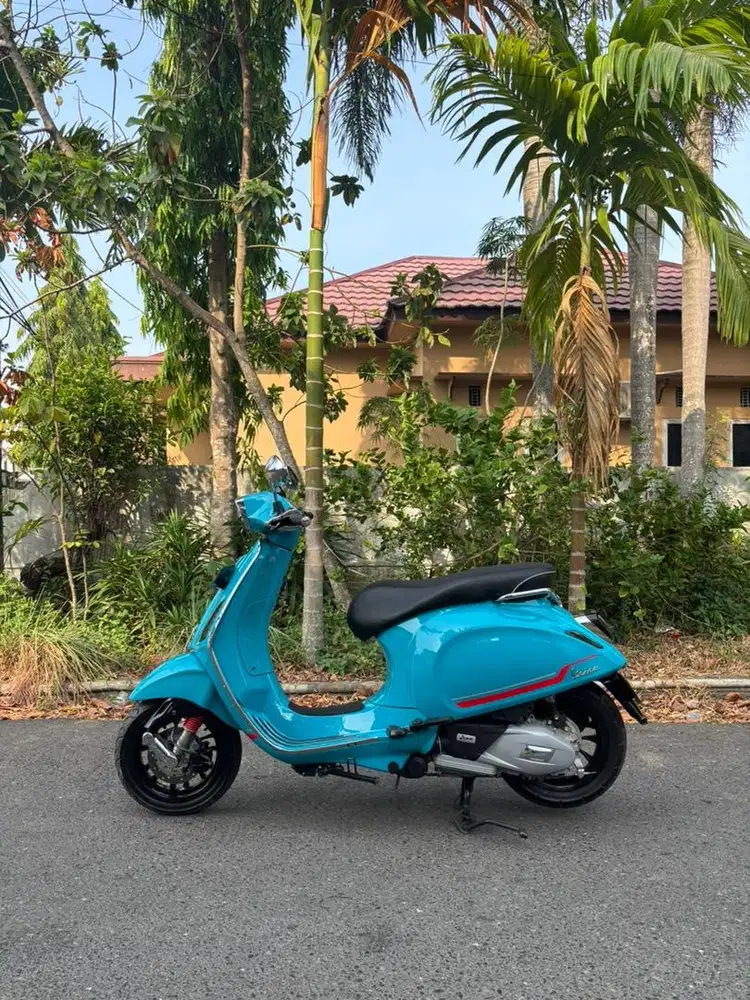 Vespa sprint s abs tahun 2022