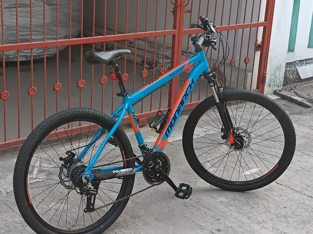 SEPEDA POLYGON MONARCH 5 / M5 SERASA BARU