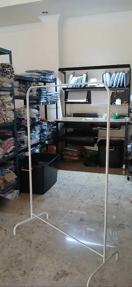 Prong / Gantungan Baju Murah