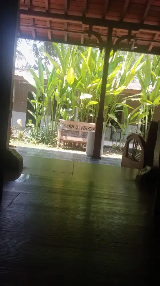 Jaga penjaga vila