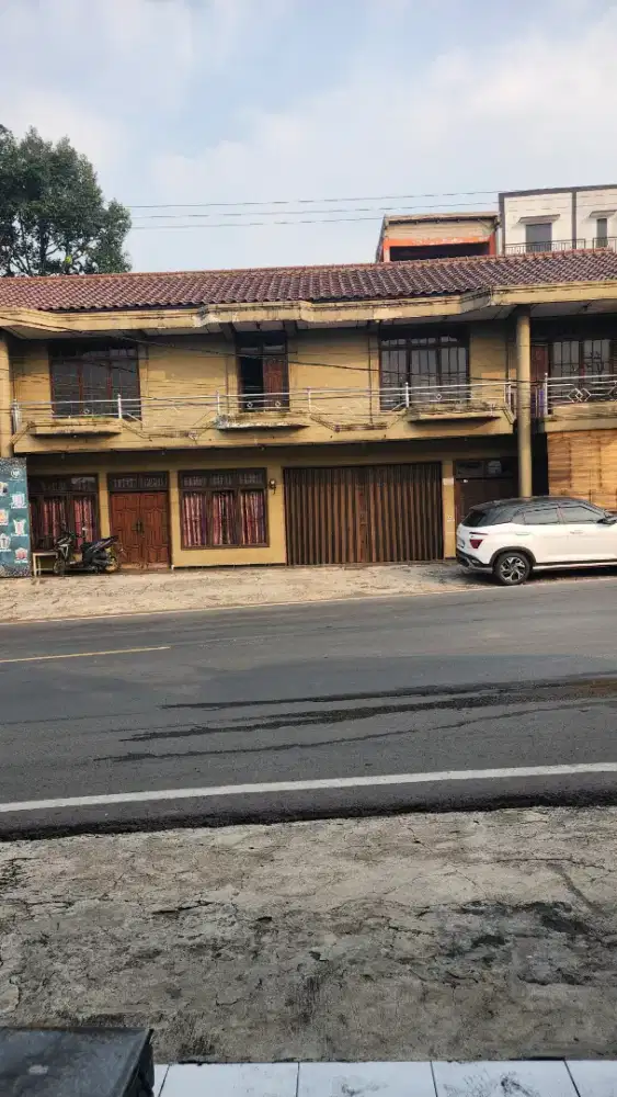 DIJUAL RUMAH USAHA RESTO PINGGIR JLN RAYA UTAMA SUKABUMI BOGOR