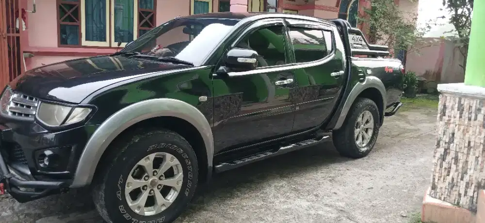 Strada triton exeed 2012