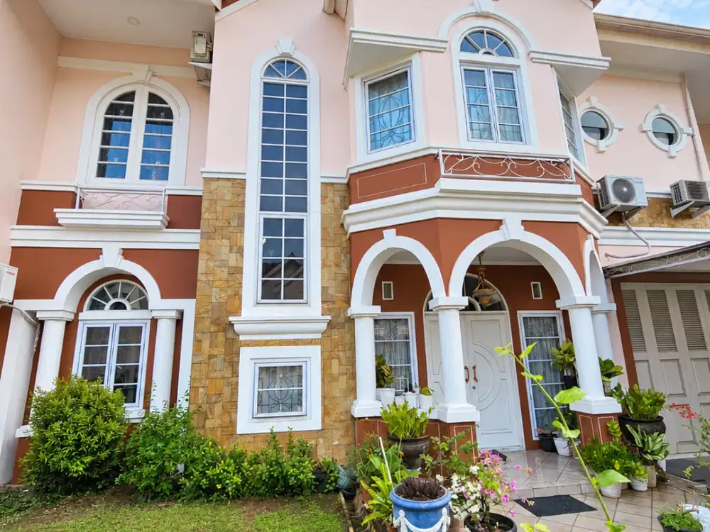 Rumah 2 Lantai Lokasi Strategis di Puspita Loka BSD City