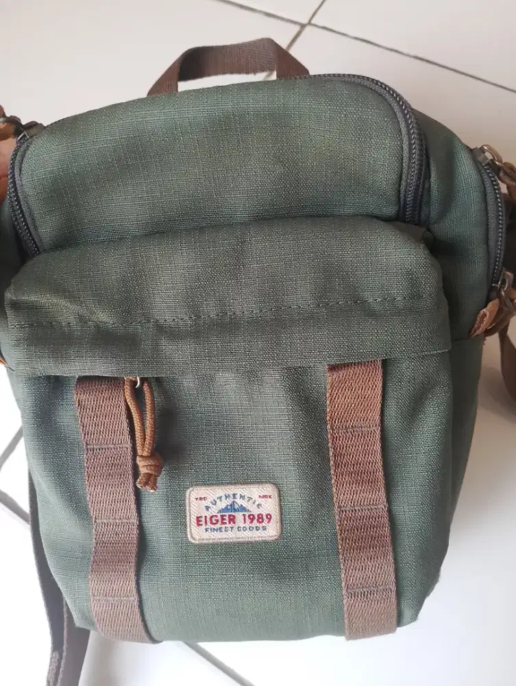 Dijual tas eiger
