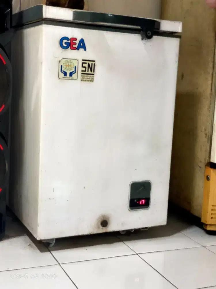 Jual freezer bekas