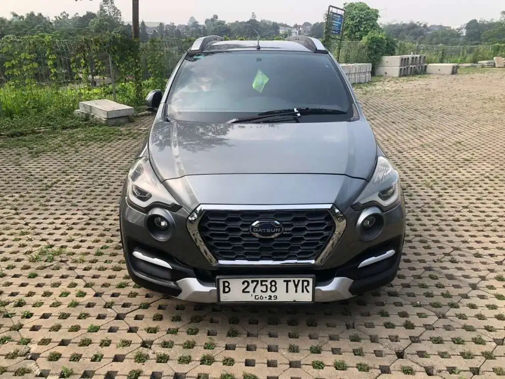 Datsun Cross AT 2018 Abu Abu TDP 15 Juta