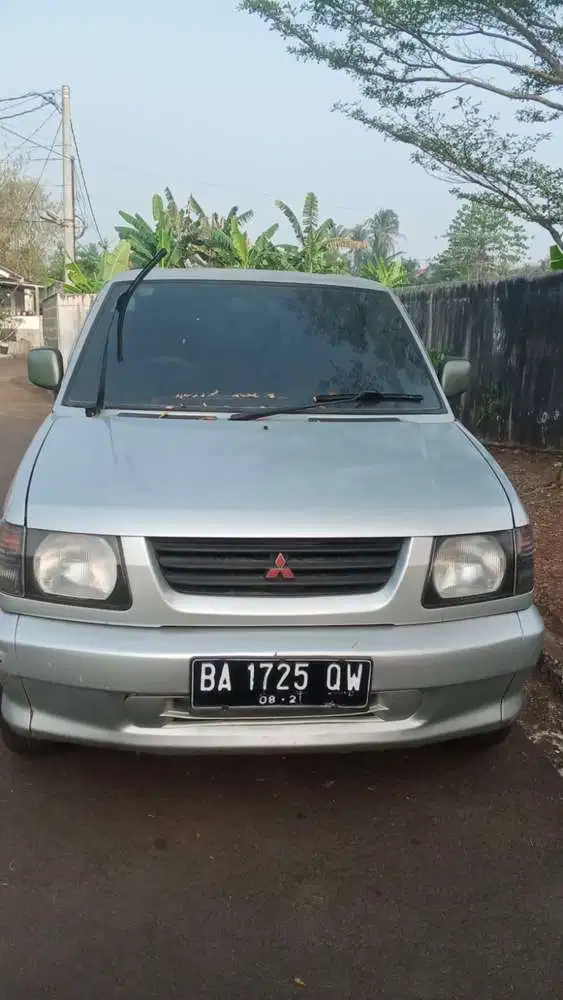 Mitsubishi Kuda 2000 Bensin